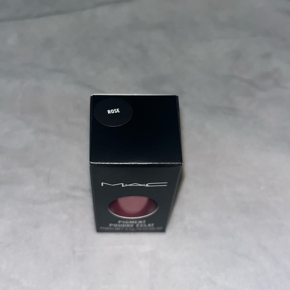 MAC Eye/Face Pigment ROSE - Picture 3 of 3